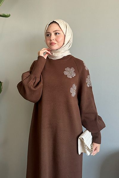 InStyle Φόρεμα πλεκτό λουλούδι με μπαλόνι μανίκι Bitter Brown