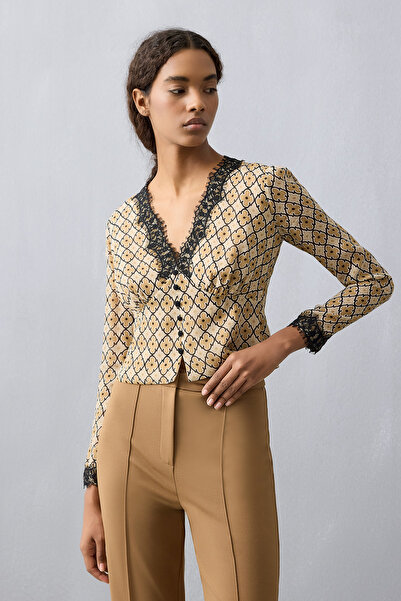 Jus De Pommes BEJ DESENLİ DANTEL DETAYLI BLUZ