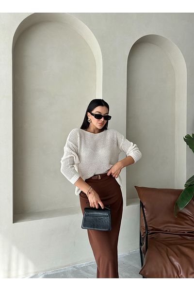 Laluvia Cremefarbener, durchbrochener, bequem geschnittener Pullover 4051