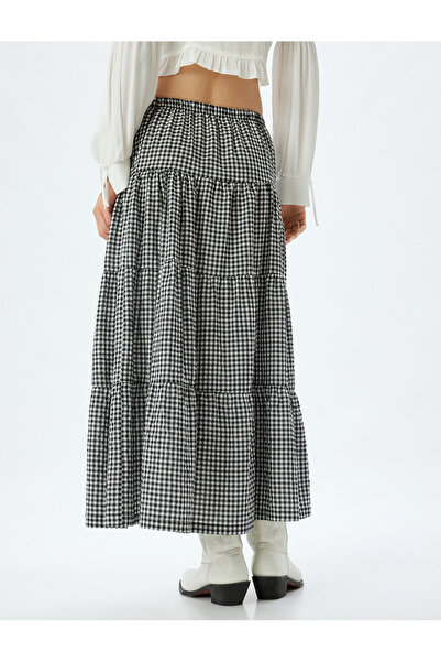 Koton Yırtmaç Detaylı Katlı Beli Lastikli Uzun Ekoseli Etek
