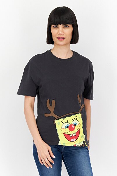 Spongebob x DCMJ تي شيرت نسائي بأكمام قصيرة ورقبة دائرية، أسود باهت