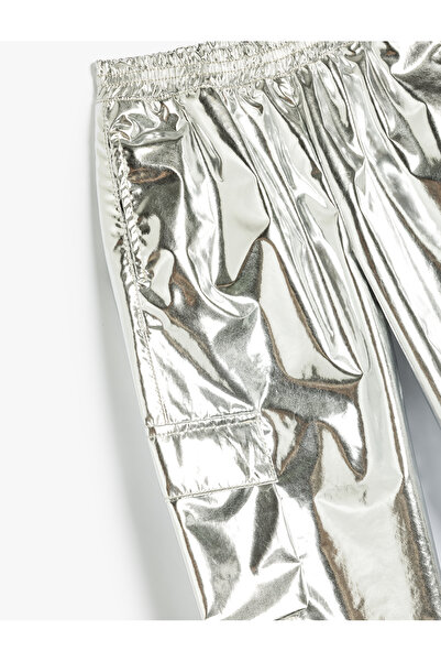 Koton Fényes kocogónadrág teherszállító zsebekkel és elasztikus derékkal