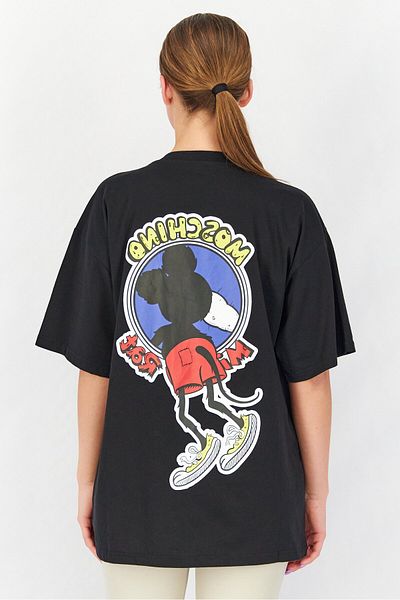 Moschino بدلة رياضية نسائية بأكمام قصيرة وطباعة جرافيك، مزيج أسود