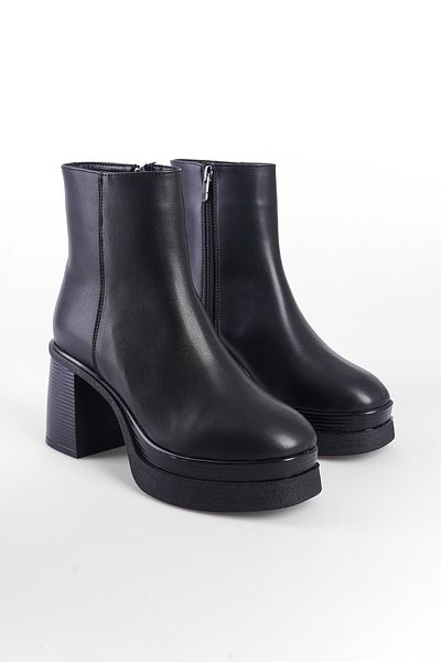 Capone Outfitters Damenstiefel mit mittelhohem Absatz und runder Spitze, Modell 1504 – seitlicher Reißverschluss
