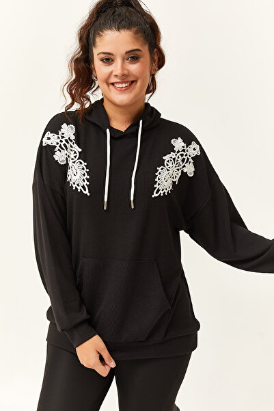 Ebsumu Γυναικείο πλεκτό μαύρο φούτερ με ραβδώσεις με λεπτομέρεια δαντέλας