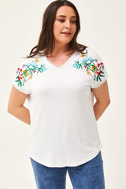 Ebsumu Γυναικεία Λευκή Μπλούζα με Κέντημα Λουλούδι Plus Size