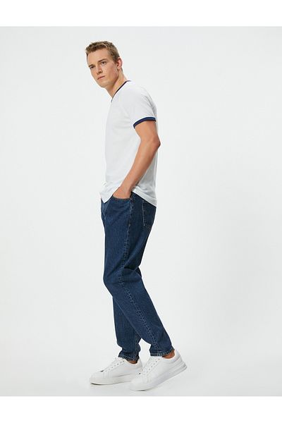Koton Slim Fit T-Shirt aus Baumwolle mit Rundhalsausschnitt – gerippt, kurze Ärmel