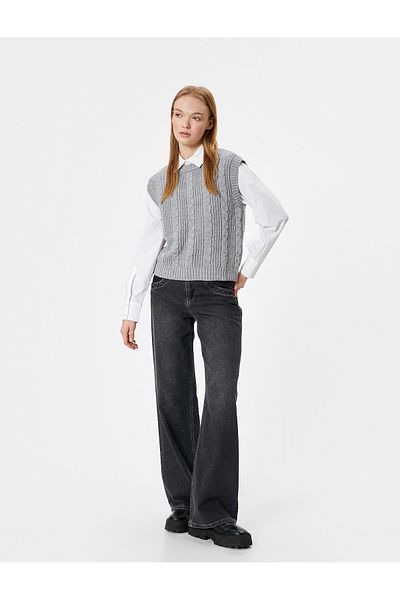 Koton Crew Neck Knitwear Sweater - Knitted Texture, Sleeveless