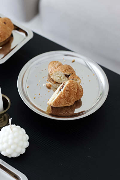 Beige & Stone Wooden Base Metal 18 cm Round Serving/Shower Plate Decorative Stand