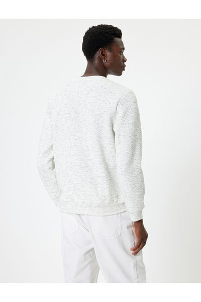 Koton Vyšívaná mikina s logem Basic Texture, kulatý výstřih, dlouhý rukáv