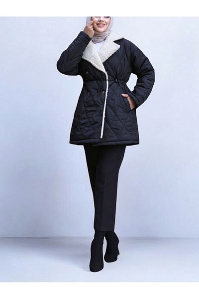 Modamorfo Gesteppter Mantel mit elastischem Bund und Plüschdetails – Schwarz