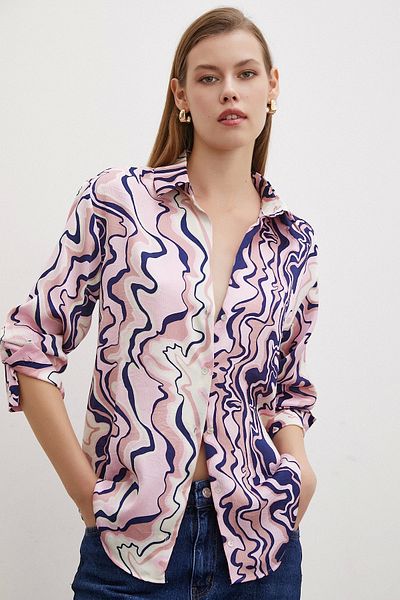 Never more Pink Wave Effect Basic Shirt
