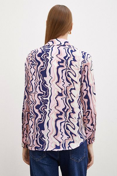 Never more Pink Wave Effect Basic Shirt