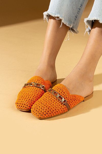 FUGA MODA Estelya Portocaliu cu lant broderie cu curea papuci inchisi in fata