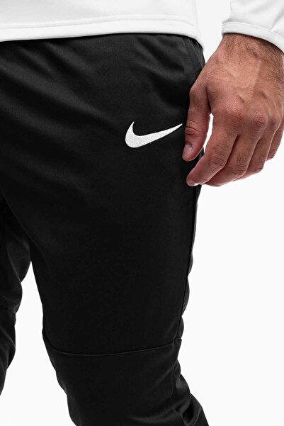 Nike Erkek Eşofman Takımı Raşel Kumaş  Dri-FIT Teknoloji