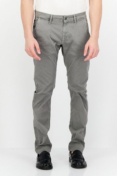 Guess Men Slim Fit Solid Chino Pant, Grey