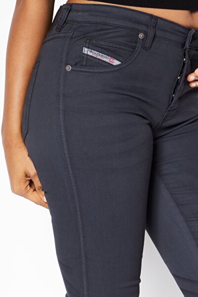 Diesel Women Slim Fit Solid Chino Pants, Black