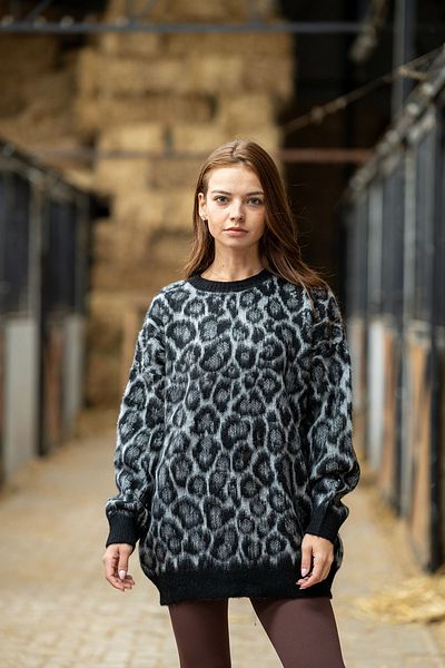 VerdeBlanco Pulover tricotat gros cu model leopard negru