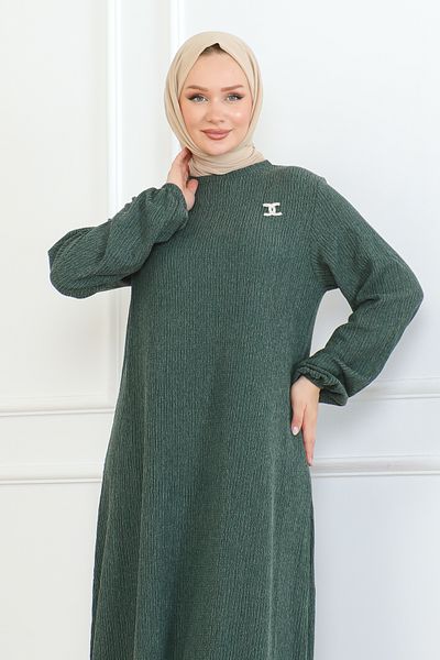 MSK Fashion Πράσινο φόρεμα Karin - με λεπτομέρεια καρφίτσας