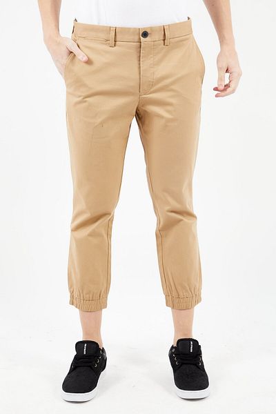 Lacoste Men Slim Fit Solid Stretchable Chino, Dark Grey