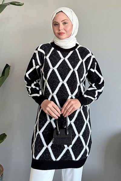 InStyle Striped Pearl Detail Black Knitwear Sweater