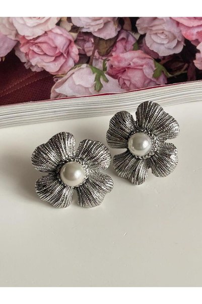Koprinaco Çelik Gümüş Renk İncili Diva Küpe (2.20 Cm)