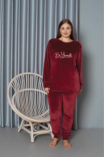 Lady Red Plus Size Velvet Pajama Set