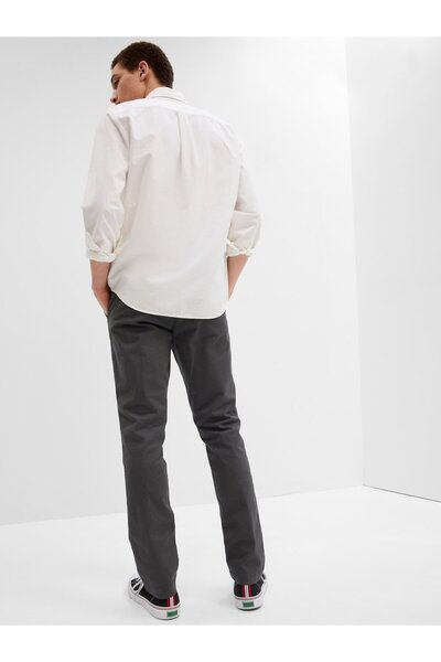 GAP Erkek Koyu Gri Slim Fit Flex Khaki Pantolon