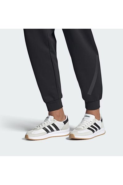 adidas Run 72 Shoes