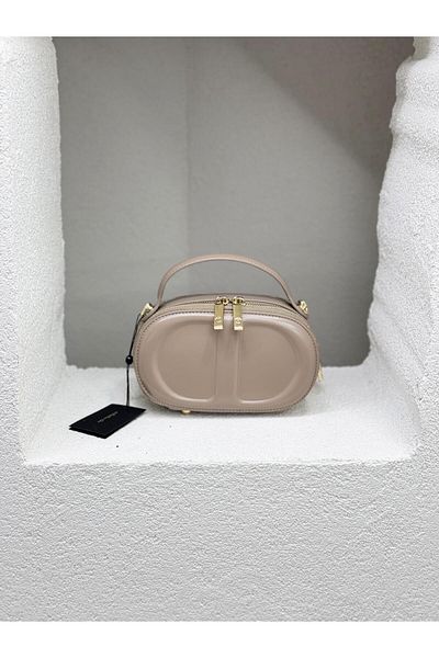 Matthew Cox Byn2302 Women's Crossbody Bag - Both Hand and Design