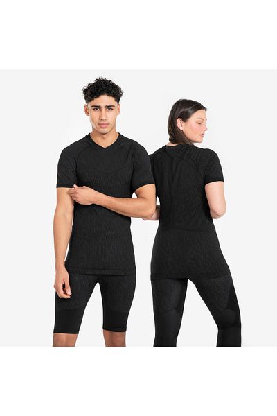Decathlon قميص داخلي حراري بأكمام قصيرة للبالغين من Kipsta - أسود - Keepdry