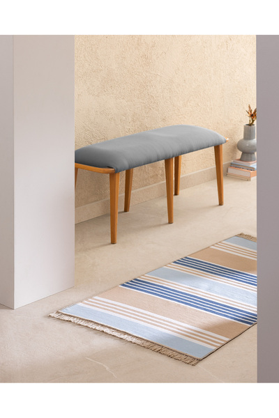 Madame Coco Chagnon Saçaklı Dokuma Kilim