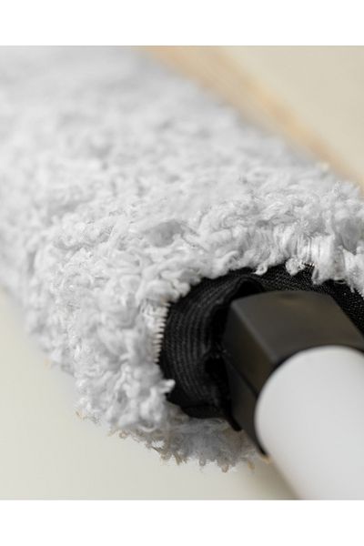 Madame Coco Benara Static Dust Remover - Comfortable Cut