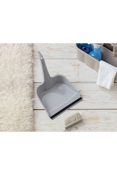 Madame Coco Gervais Vertical Handle Dustpan