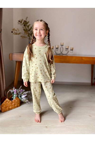 CANDA Girl's Floral Patterned Ribbed Pajamas Set