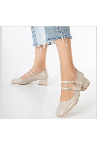 CLOVER SHOES 199 ألف. حذاء نسائي ماري جين مغلق من الخلف بشريط مزدوج ومقدمة مر...