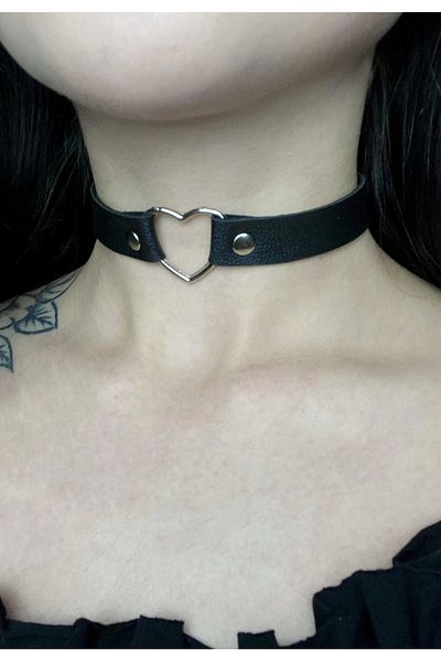 DarkellaStore Lolita Harajuku Heart Faux Leather Choker Neck Collar