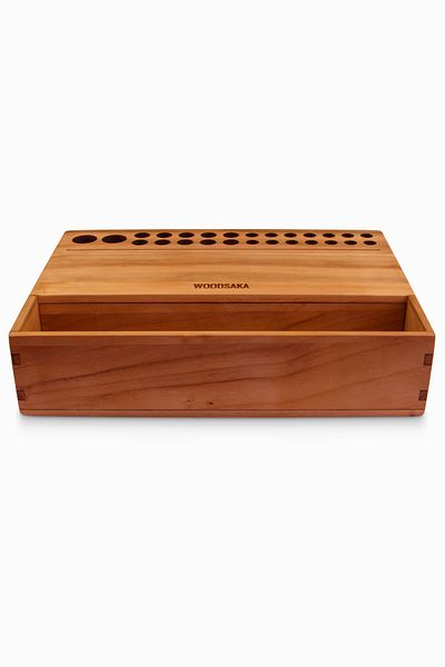 Woodsaka Кутия за моливи и аксесоари Reka с чекмедже - отворена секция за съхранение - черешово дърво