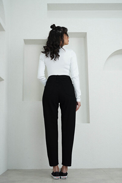 SeninOlsun Siyah Yüksek Bel Mom Jean