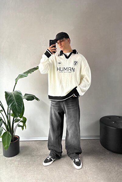 Flaw Wear Human Nakışlı Ekru Polo Yaka Kazak