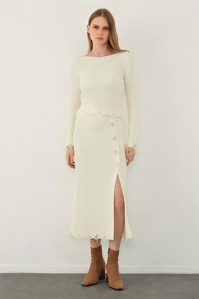 SHERIN Ecru Ripped Detailed Midi Knit Skirt
