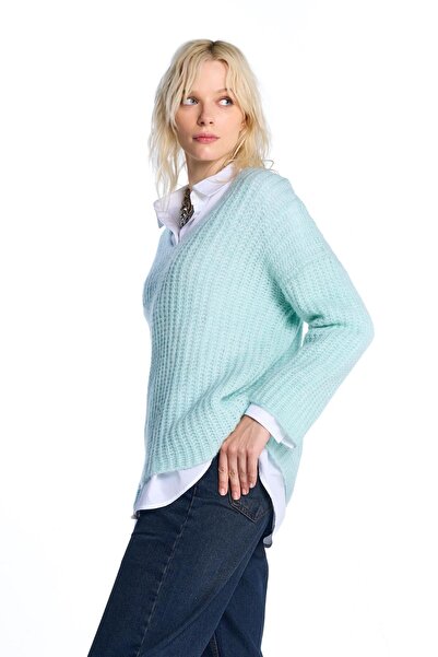SHERIN Mint V-Neck Knitwear Sweater