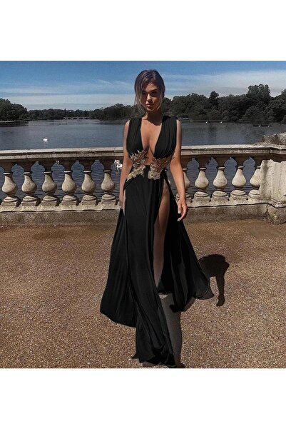 pink life Siyah Mikro Kumaş Derin V Yaka Çift Yırtmaçlı Dantelli Elbise