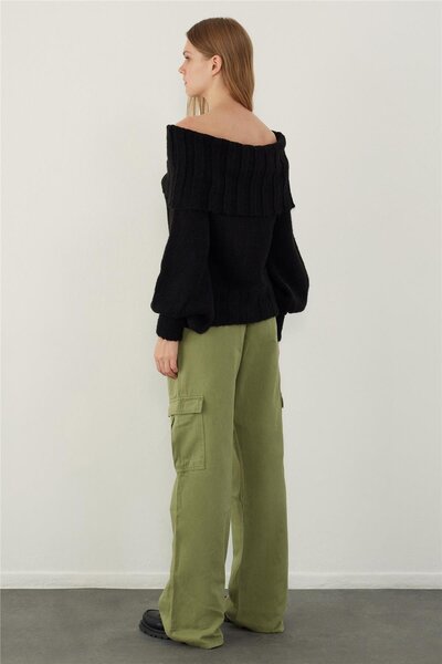 SHERIN Siyah Madonna Yaka Balon Kol Triko Kazak