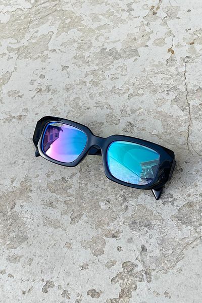 Flaw Wear Pienza Hologram Glasses