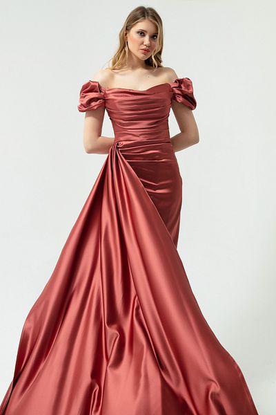 Lafaba Lachsfarbenes Abendkleid und Abschlusskleid aus langem Satin mit U-Boot-Ausschnitt für Damen