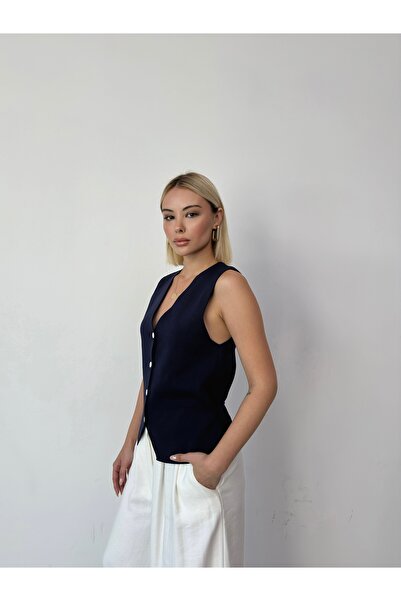 Somut istanbul Women's Knitwear Buckle Detailed Buttoned Vest