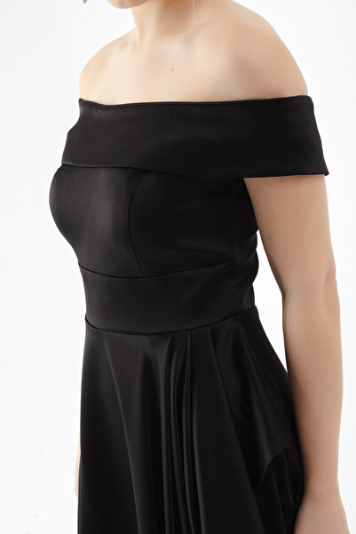 Lafaba Dámské černé saténové šaty s lodičkovým výstřihem a výstřihem