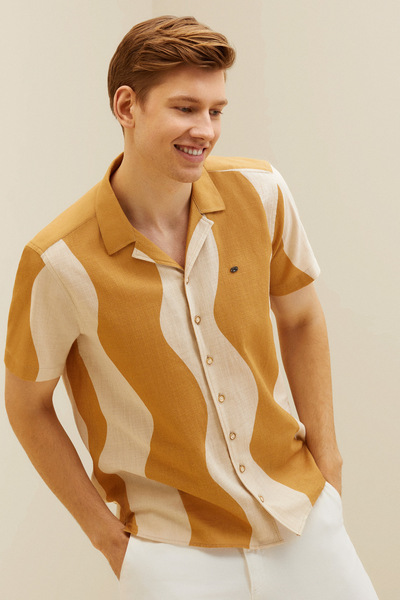 U.S. Polo Assn. Erkek Camel Kısa Kollu Gömlek 50263325-VR015