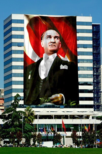 Bilsan Atatürk Posteri 300x450 cm 1. Kalite Raşel Kumaş